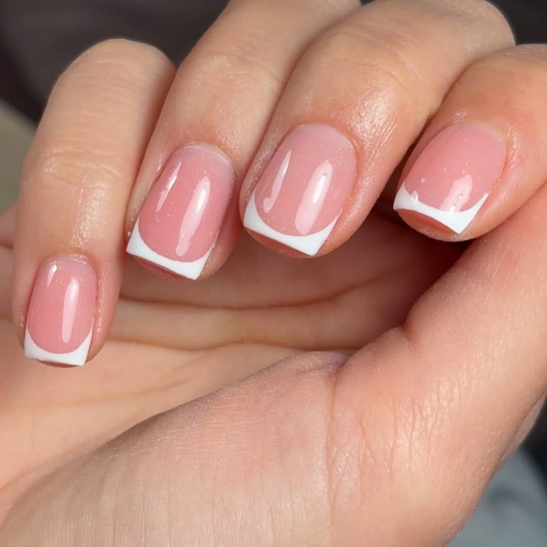 Post 3 by Camille pro Nails on Instagram (image)