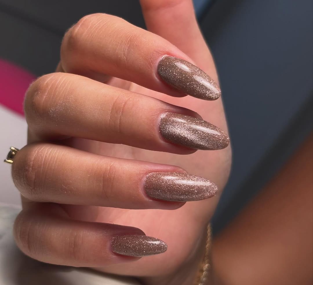 Post 10 by Camille pro Nails on Instagram (image)
