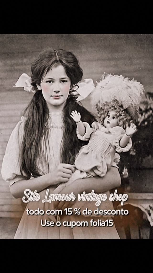 Post 2 by 𝔏’𝔞𝔪𝔬𝔲𝔯 𝔙𝔦𝔫𝔱𝔞𝔤𝔢 𝔖𝔥𝔬𝔭 on Instagram (video)