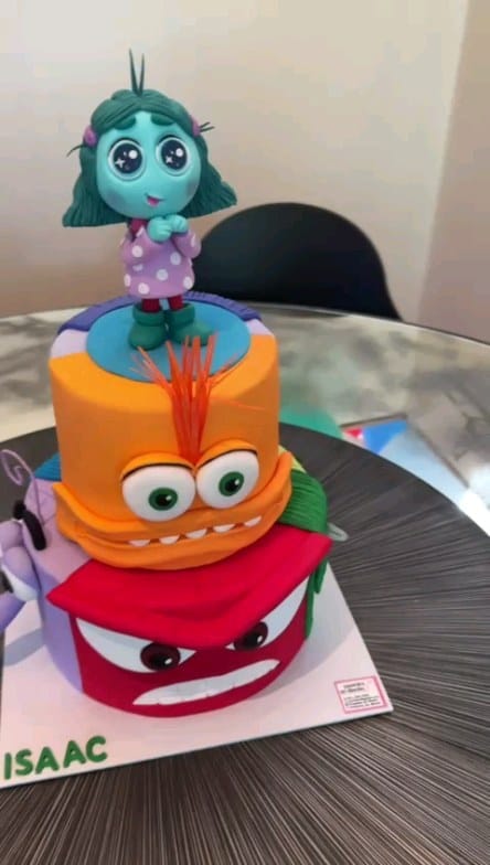 Post 4 by Pasteles De Diseño on Instagram (video)