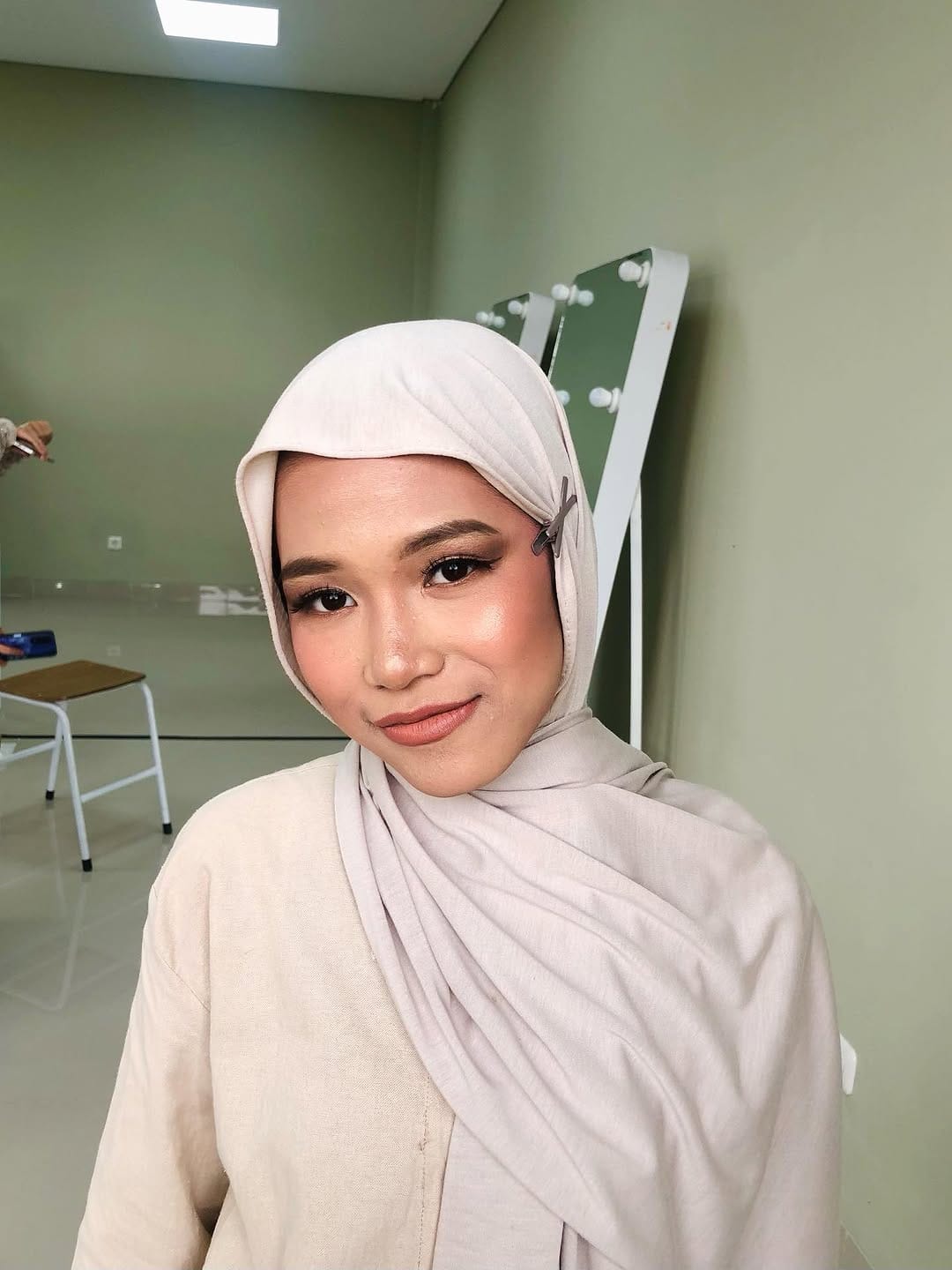 Post 9 by makeup by yumi on Instagram (carousel)