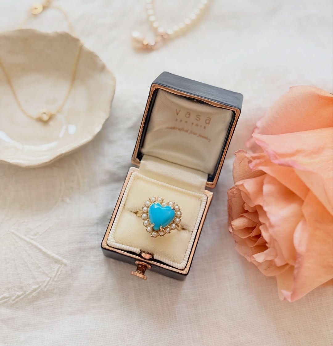 Post 10 by vasanewyork fine jewelry on Instagram (image)