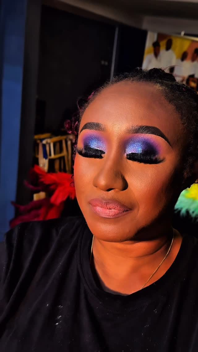 Post 4 by BRAMPTON MAKEUP ARTIST on Instagram (video)