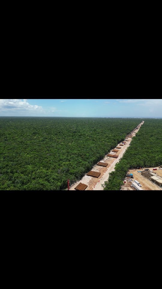Post 7 by Karloz Kadena on Instagram (video)