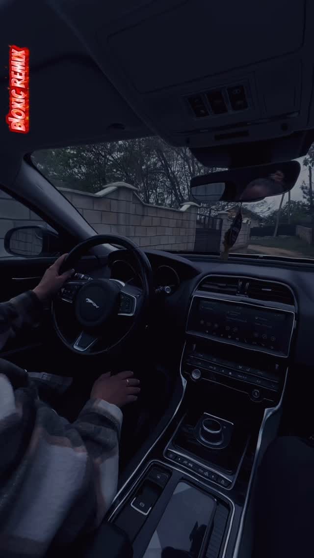 Post 8 by Tﭐղส็็♔ on Instagram (video)