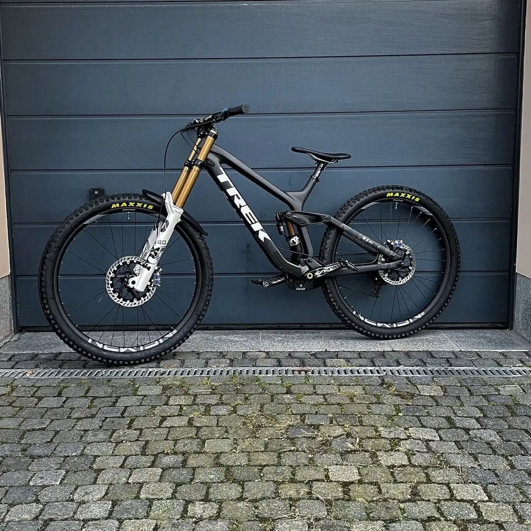Post 10 by 📸MTB • DOWNHILL • ENDURO • XCO on Instagram (image)