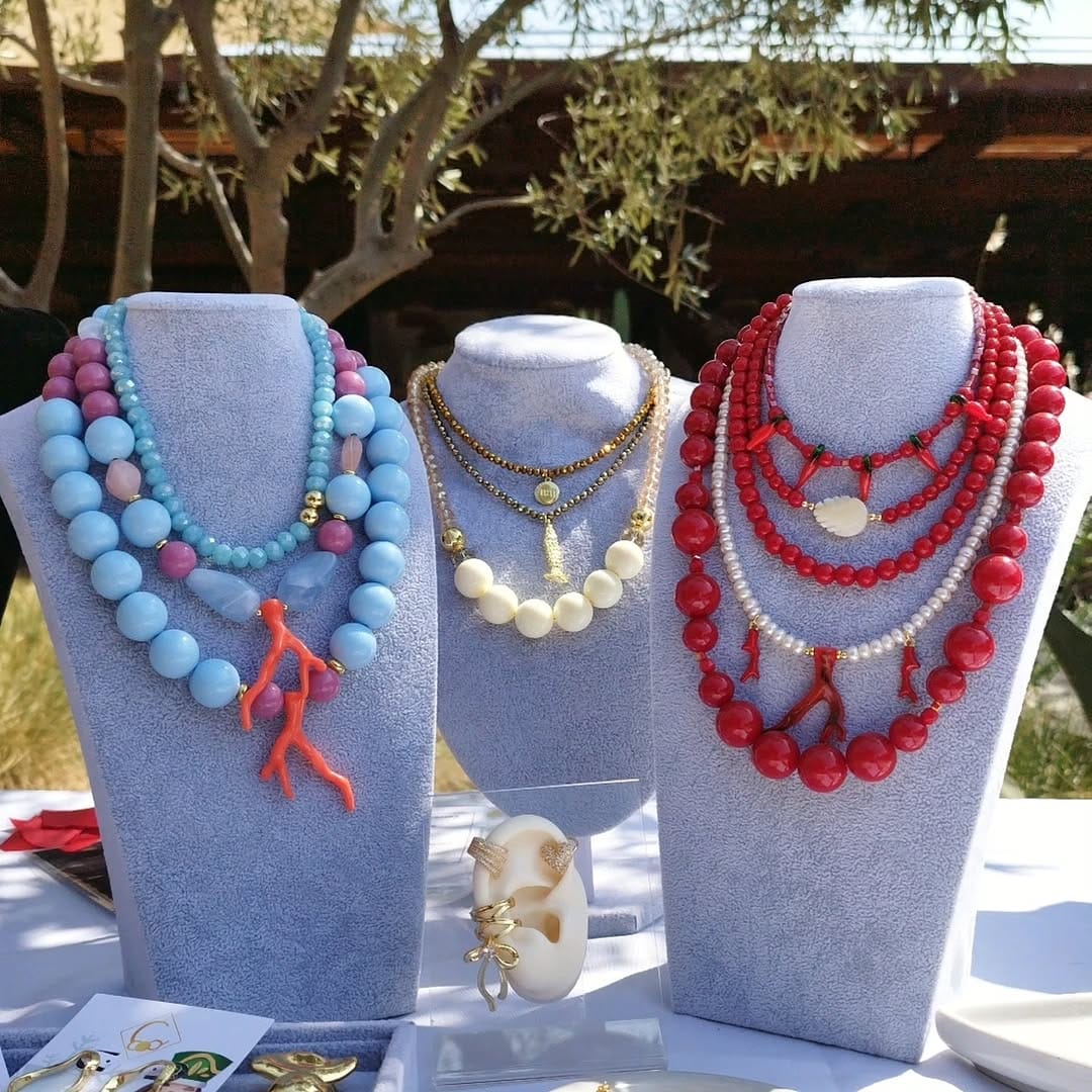 Post 6 by Joyas | Baño de Oro | Accesorios | Moda & Tendencia on Instagram (carousel)
