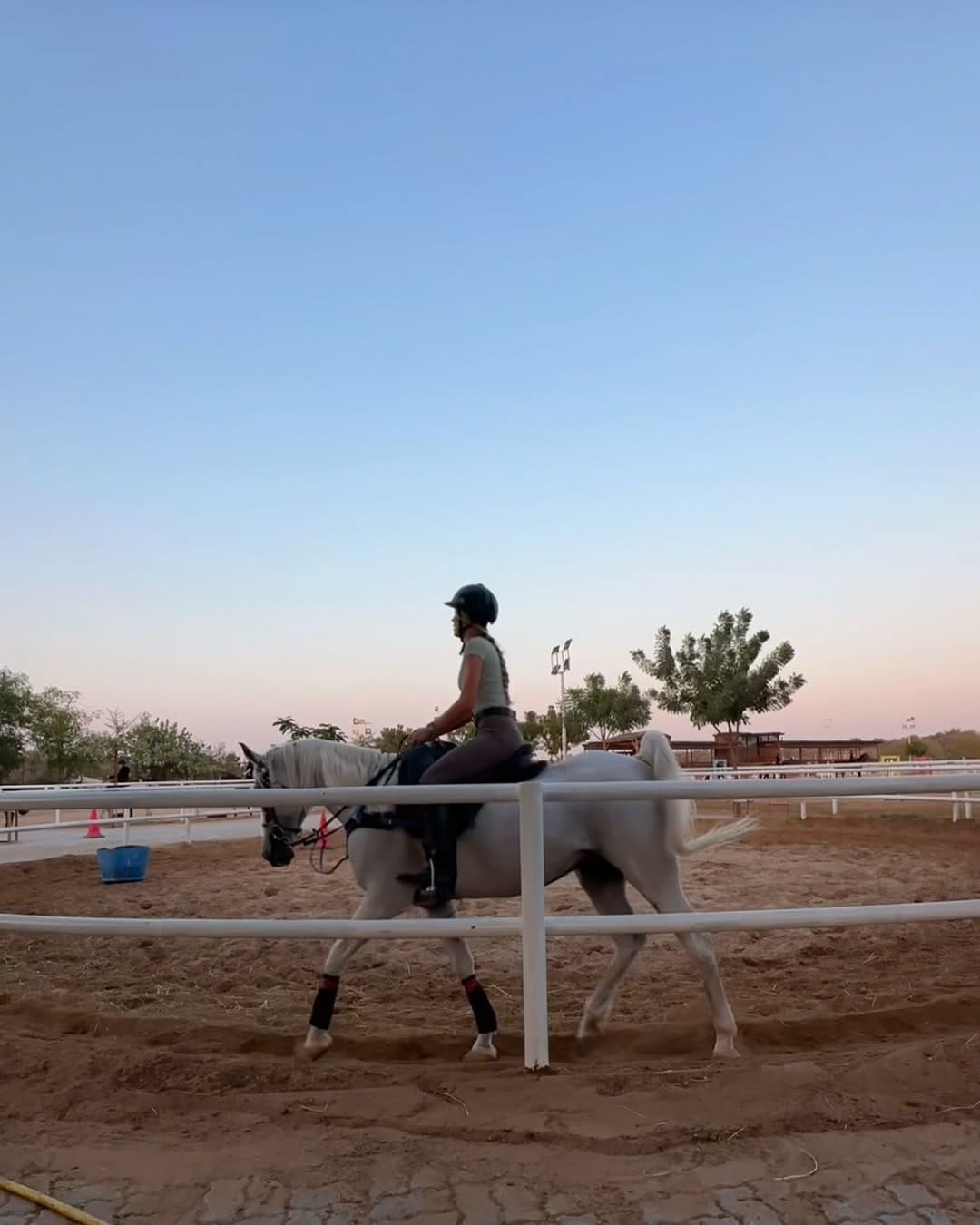 Post 9 by Karina Bozga on Instagram (carousel)