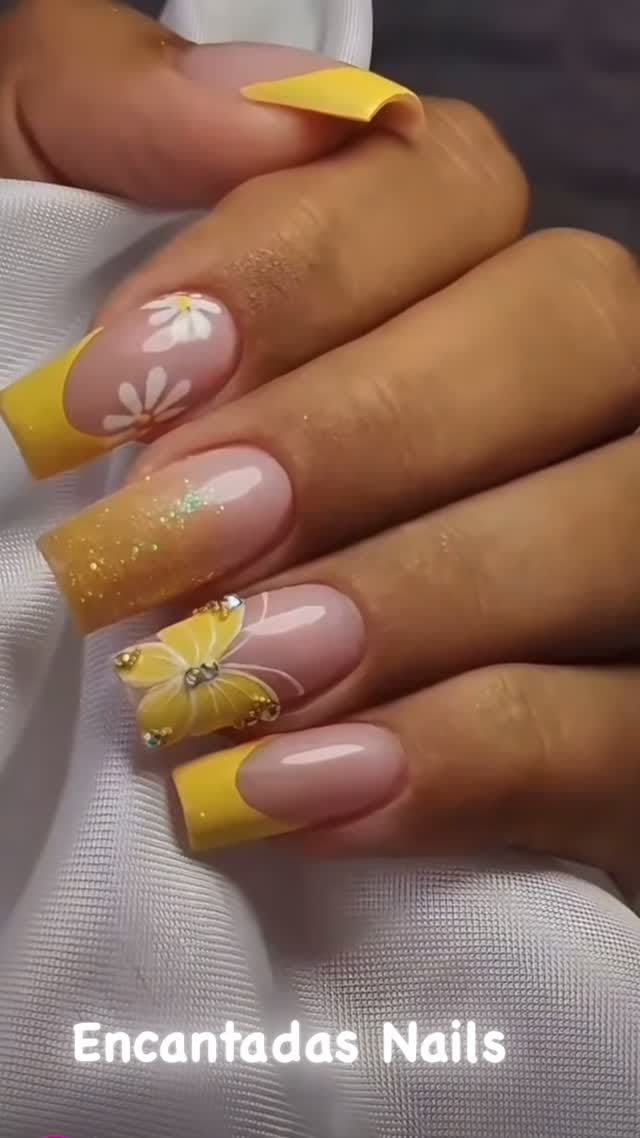 Post 9 by BUILDER GEL 🧿 PEDICURA | UÑAS ACRÍLICAS  | ARTE EN TUS MANOS 🇵🇪 on Instagram (video)