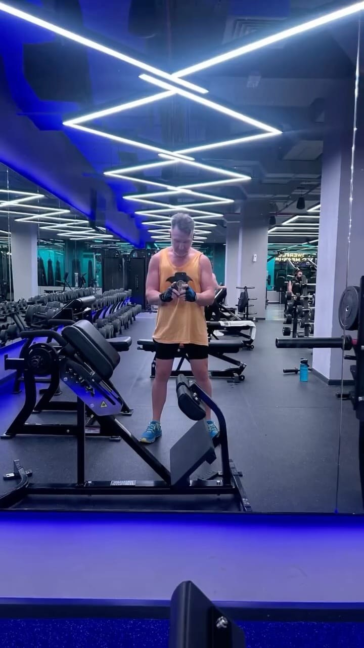 Post 6 by Dr Keith Johnston on Instagram (video)