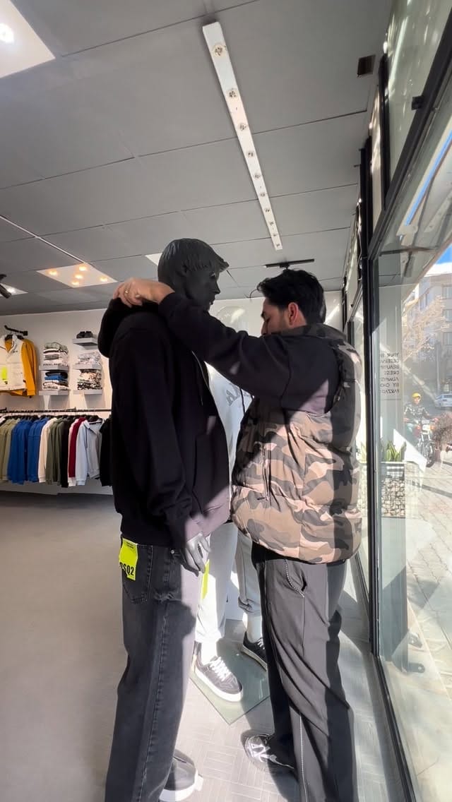 Post 2 by fa®️zad_abaspou®️ on Instagram (video)
