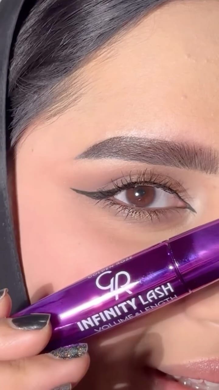Post 6 by Amna Makeup Artist 💄. on Instagram (video)