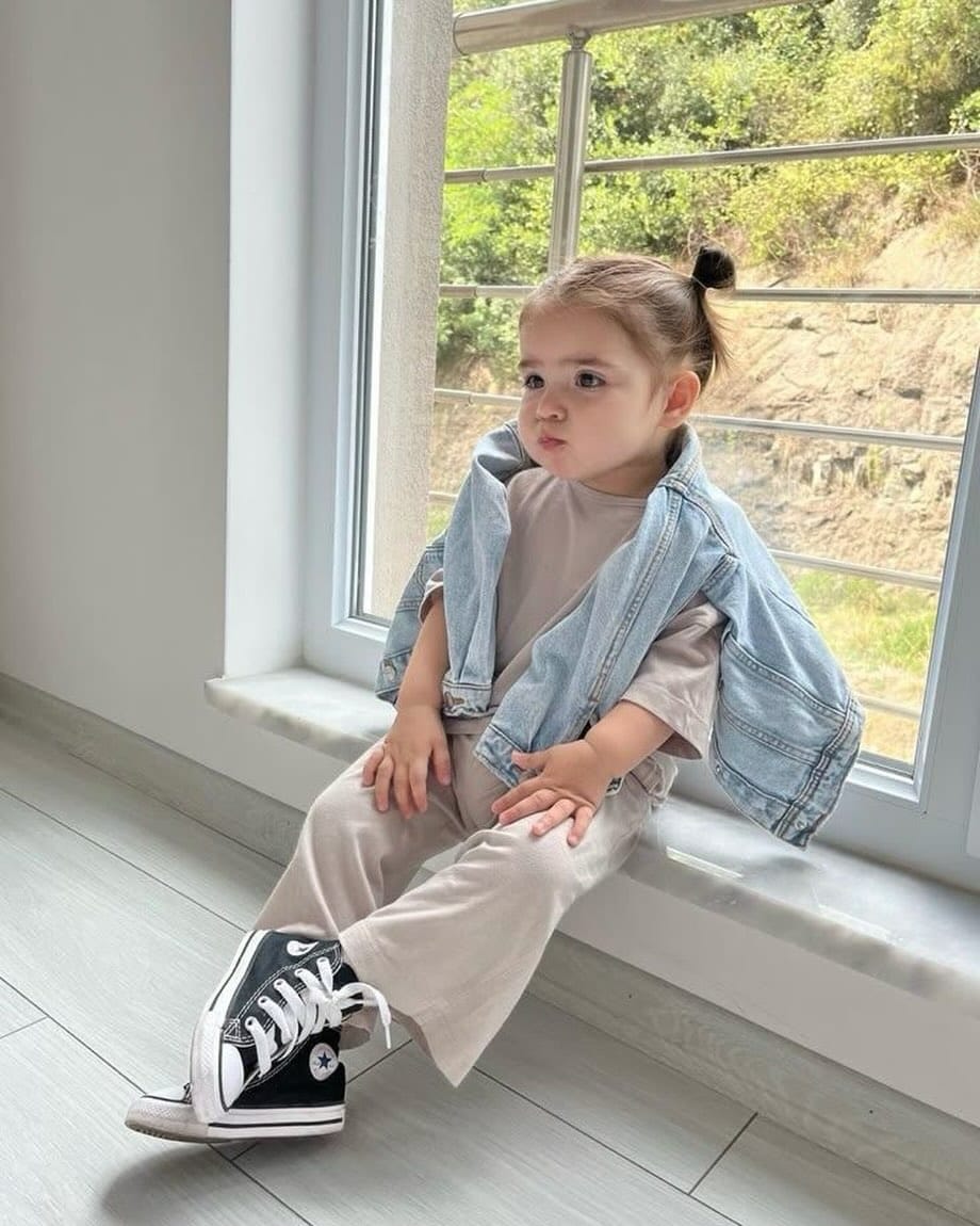 Post 6 by baby kids fashion style vogue on Instagram (image)