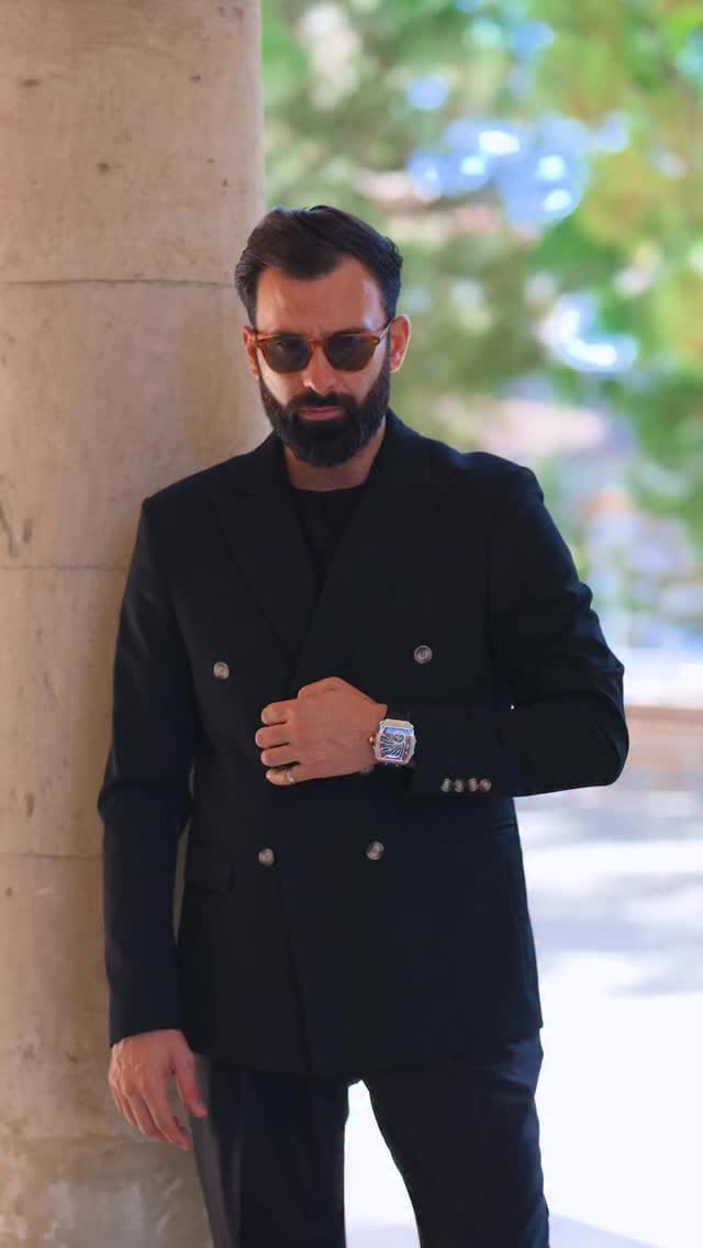Post 7 by J A N      Mensfashion on Instagram (video)