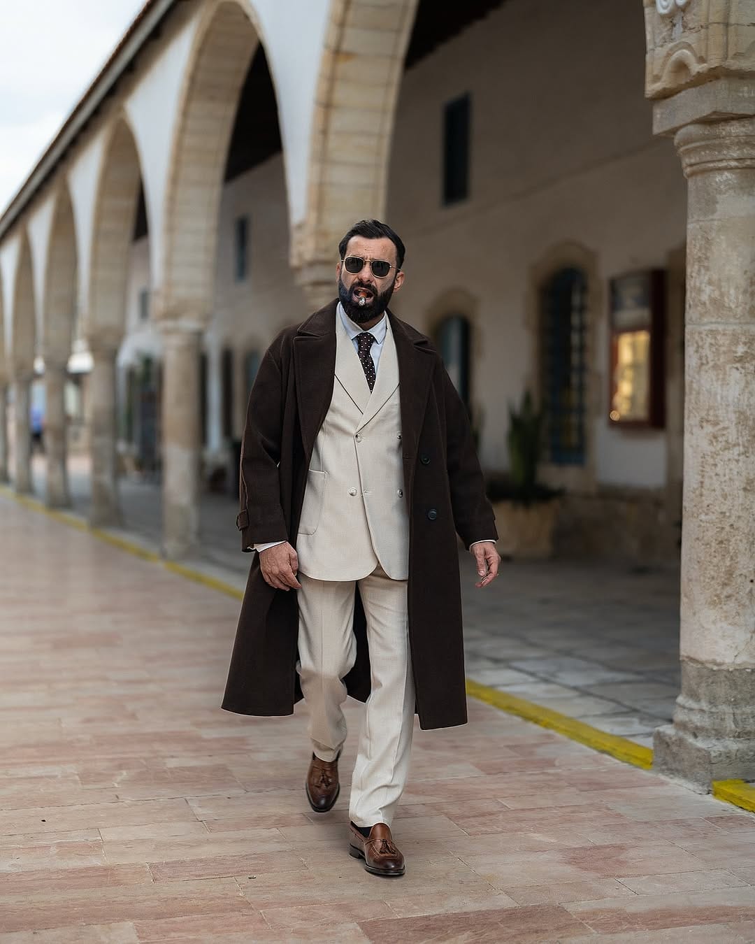 Post 6 by J A N      Mensfashion on Instagram (carousel)