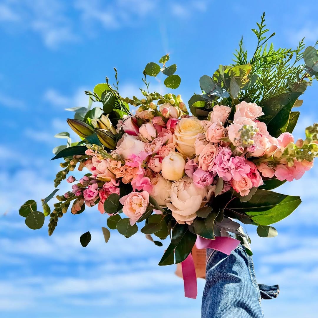 Post 2 by Flores Barcelona / Flower Delivery / Доставка цветов в Барселоне on Instagram (image)