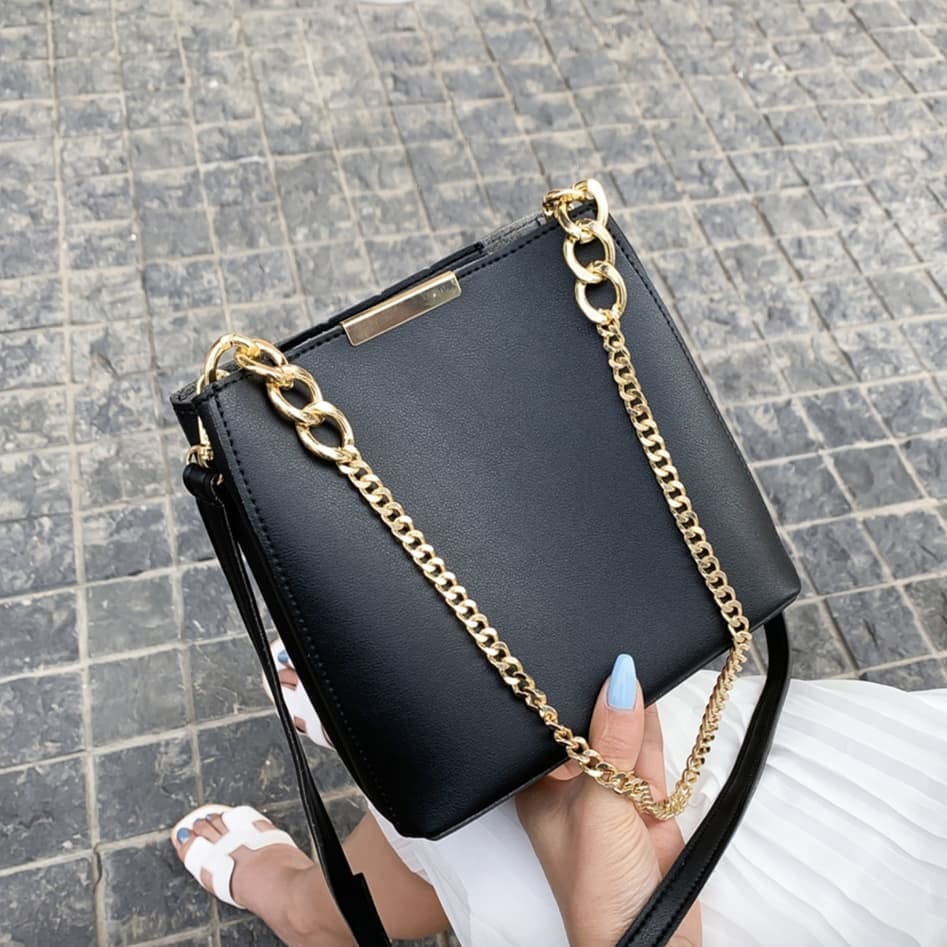 Post 2 by Milly Paris on Instagram (image)
