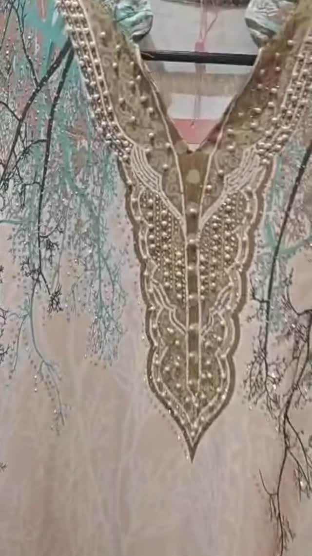 Post 4 by Belhabsyieshoop on Instagram (video)
