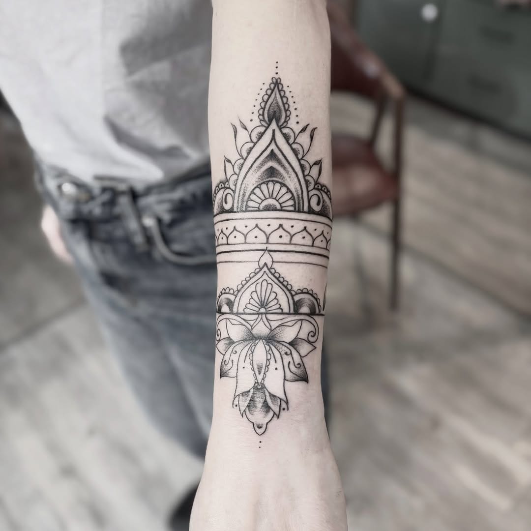Post 4 by Gerardo Santos Martínez- Suburbana León on Instagram (image)
