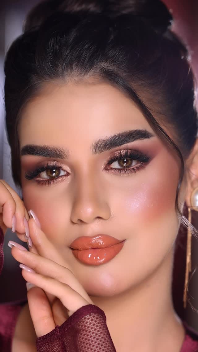 Post 1 by Fatima Chamma on Instagram (video)
