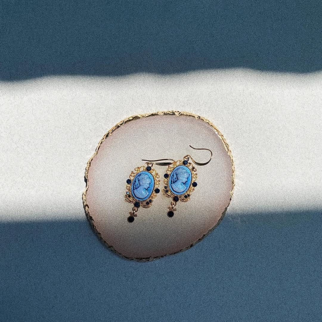 Post 6 by Chicas Designs on Instagram (image)
