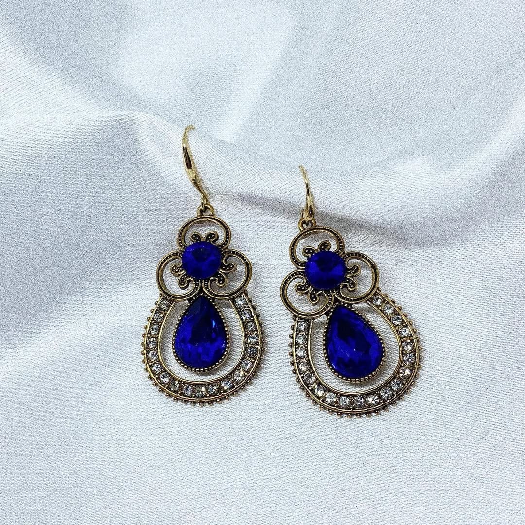 Post 4 by Chicas Designs on Instagram (carousel)