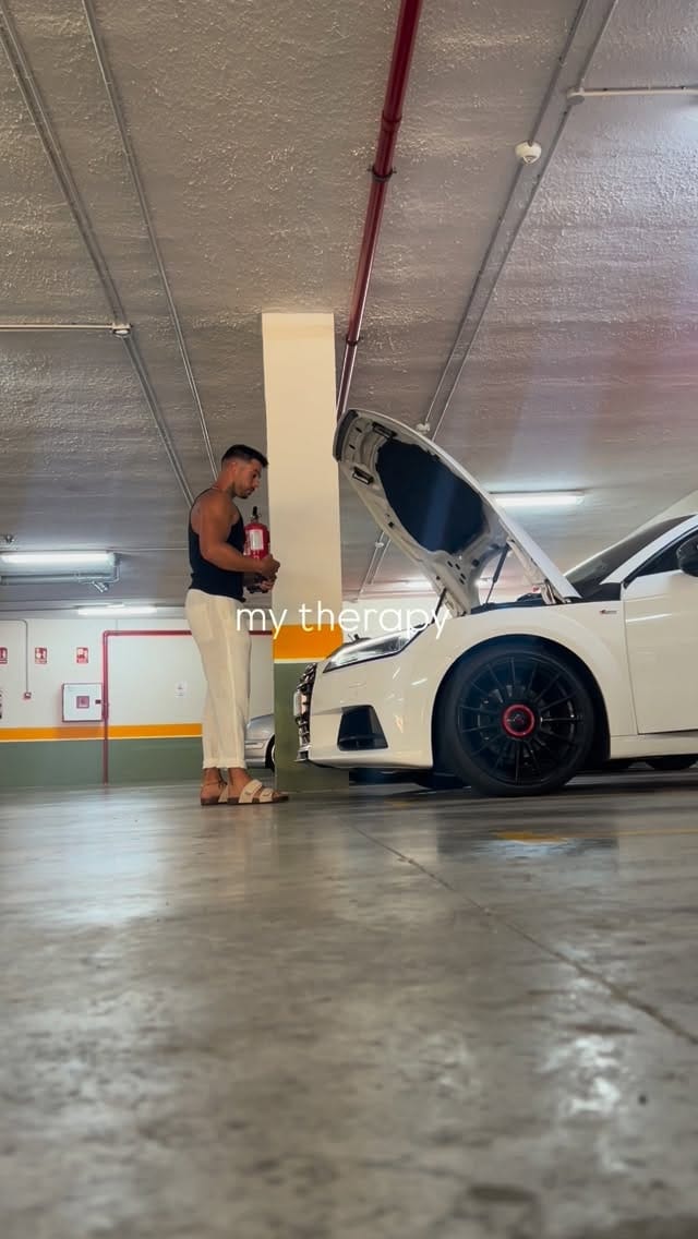 Post 1 by Esau Garcia on Instagram (video)