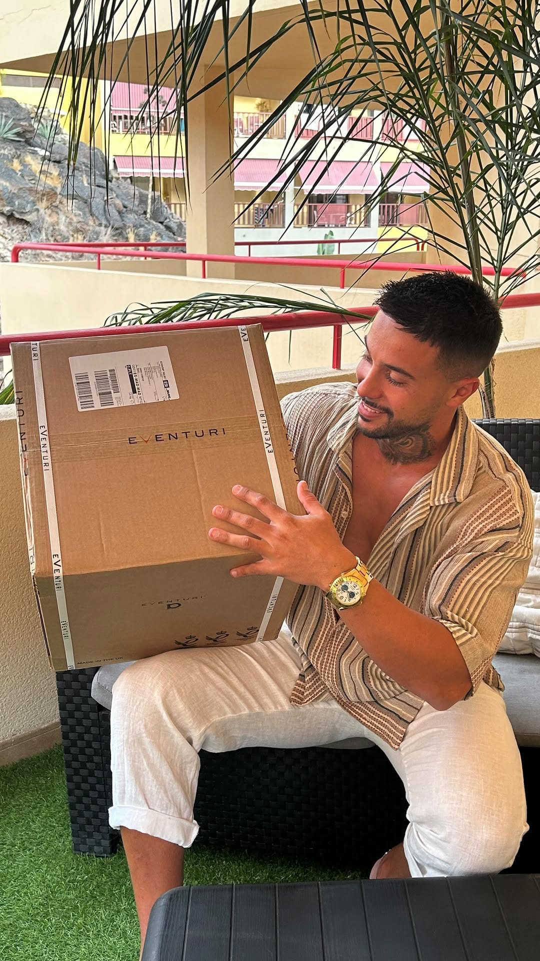 Post 2 by Esau Garcia on Instagram (video)