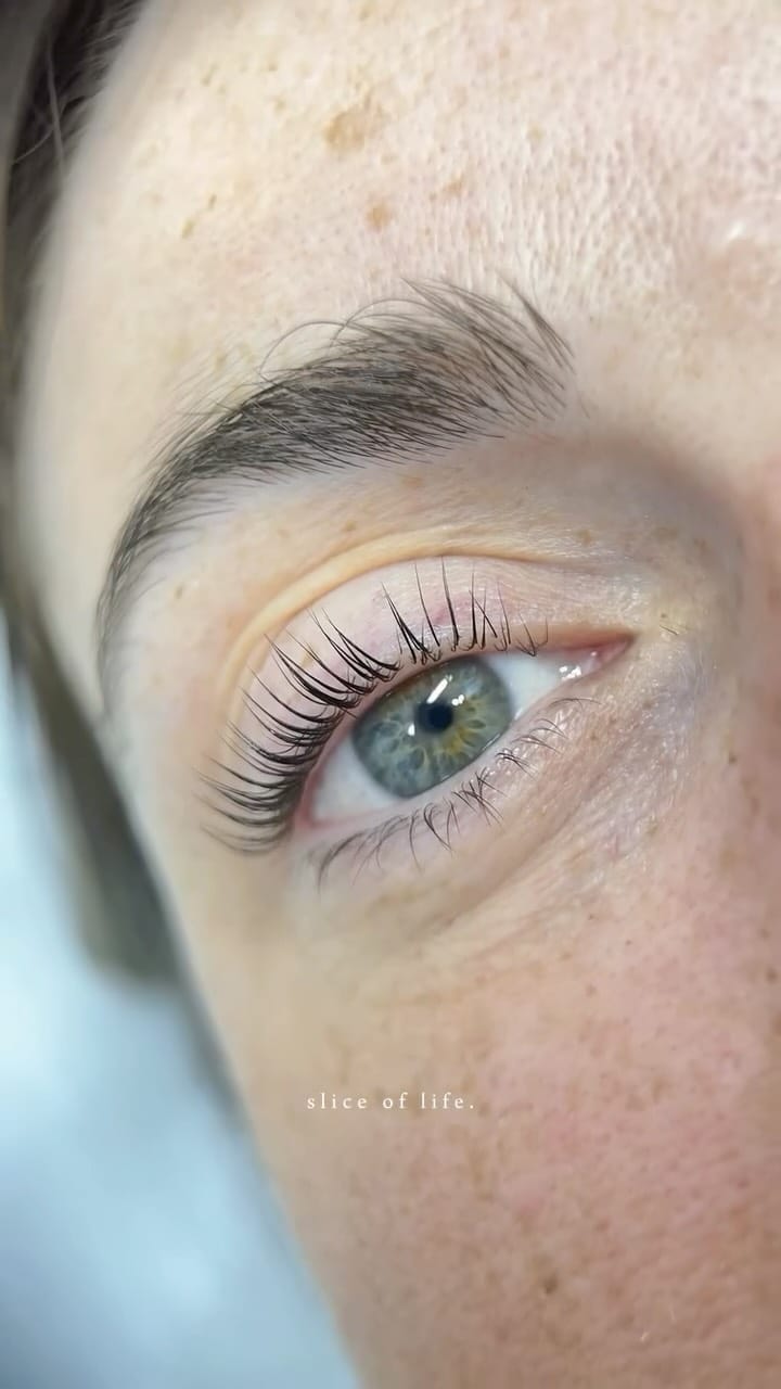 Post 2 by Lash Lift | Épilation Laser | Sourcils | Formations on Instagram (video)