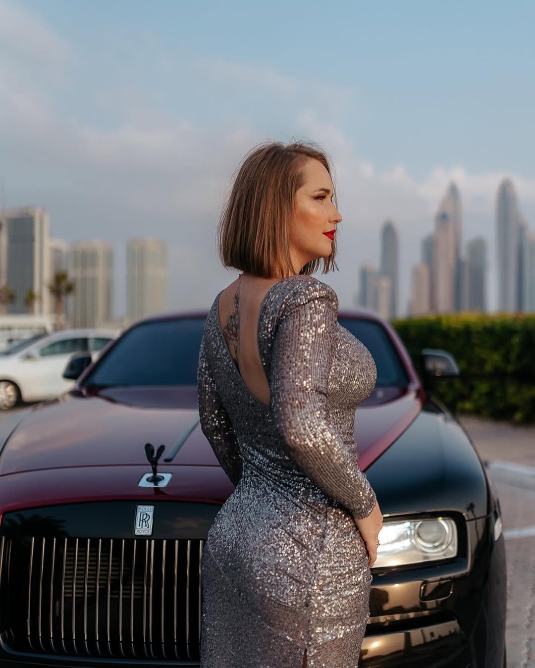 Post 7 by Makeup & hair Artist on Instagram (carousel)