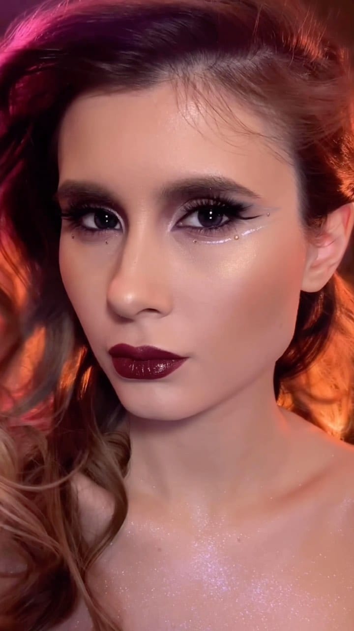 Post 7 by АЛИНА • ДИРЕКТОР ШКОЛЫ МАКИЯЖА on Instagram (video)