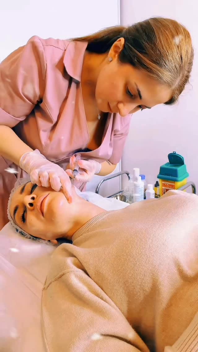 Post 6 by Врач-косметолог📍Париж on Instagram (video)