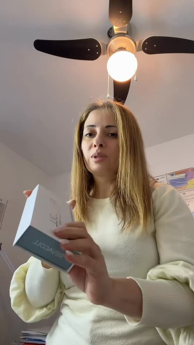 Post 4 by Врач-косметолог📍Париж on Instagram (video)