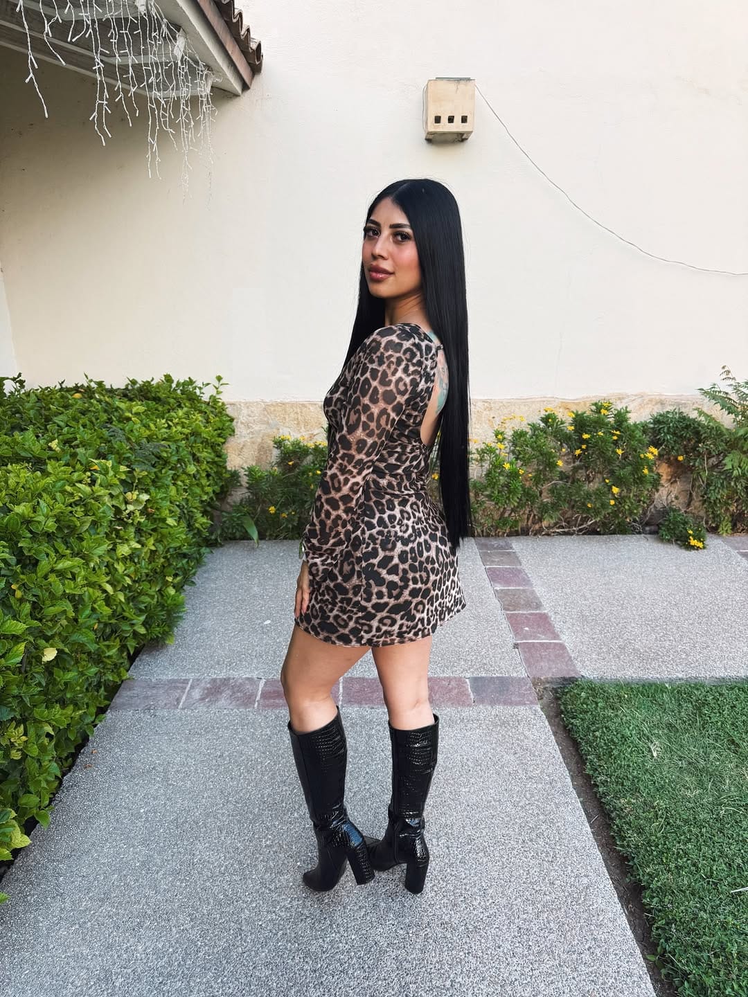 Post 5 by Jessica Dominguez on Instagram (image)