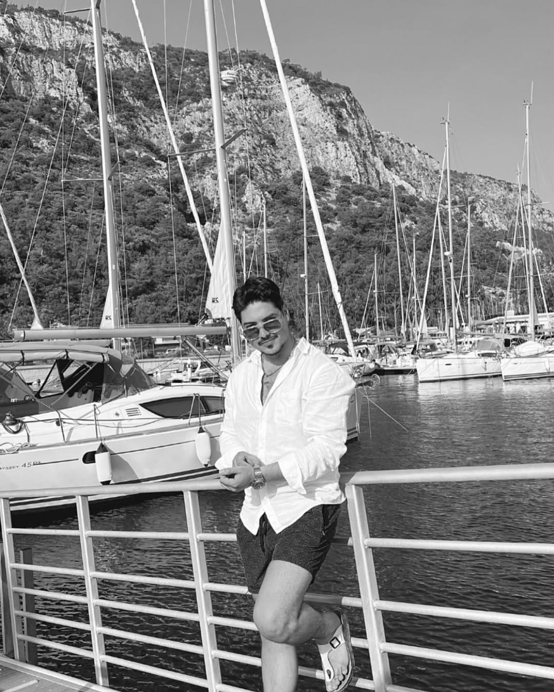 Post 8 by FARHAD HAYDARİ on Instagram (image)