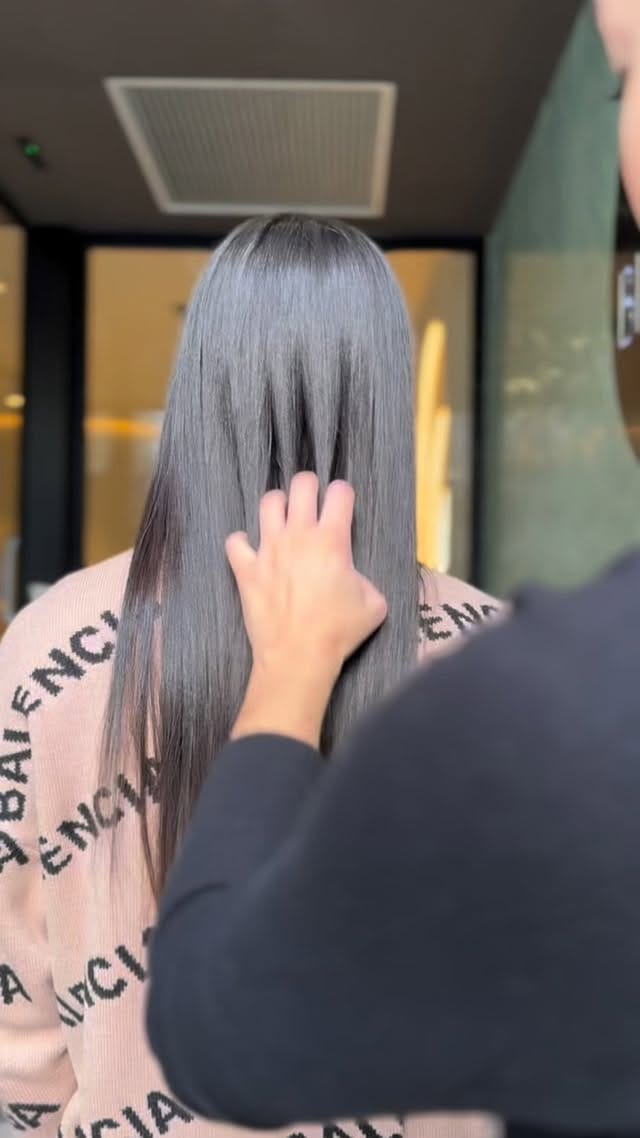 Post 2 by Chic Bilbao Estilismo on Instagram (video)