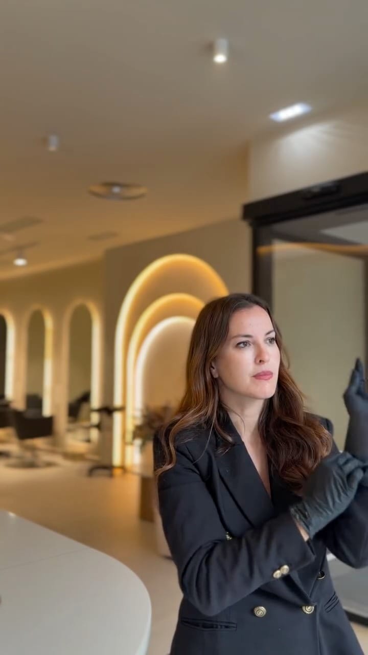 Post 4 by Chic Bilbao Estilismo on Instagram (video)