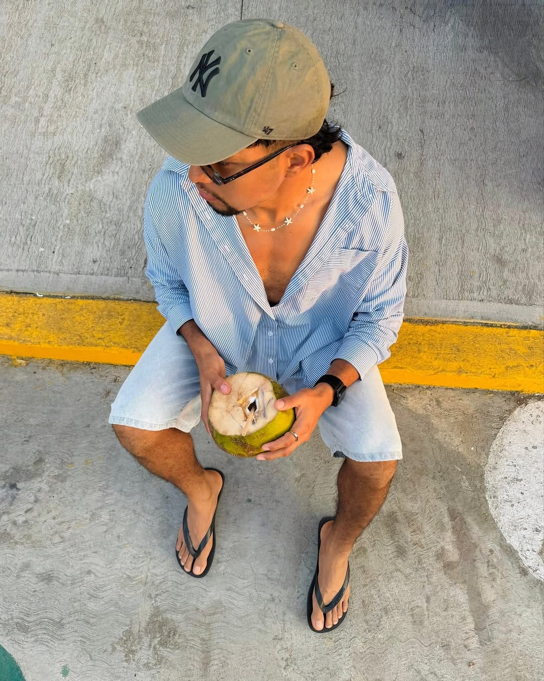Post 4 by Jorge Cruz on Instagram (carousel)