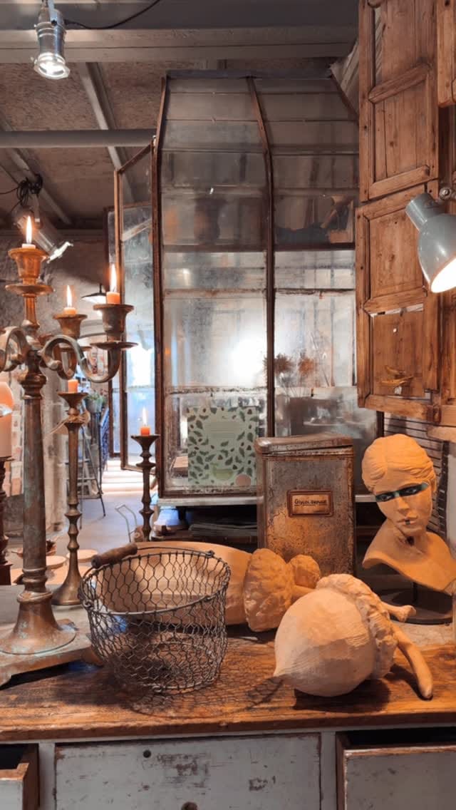 Post 4 by Schlaraffenland.ch -  geniessen mit allen Sinnen on Instagram (video)