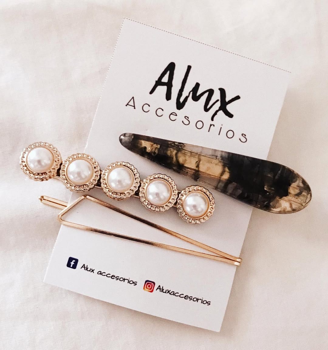 Post 2 by Alux accesorios on Instagram (carousel)