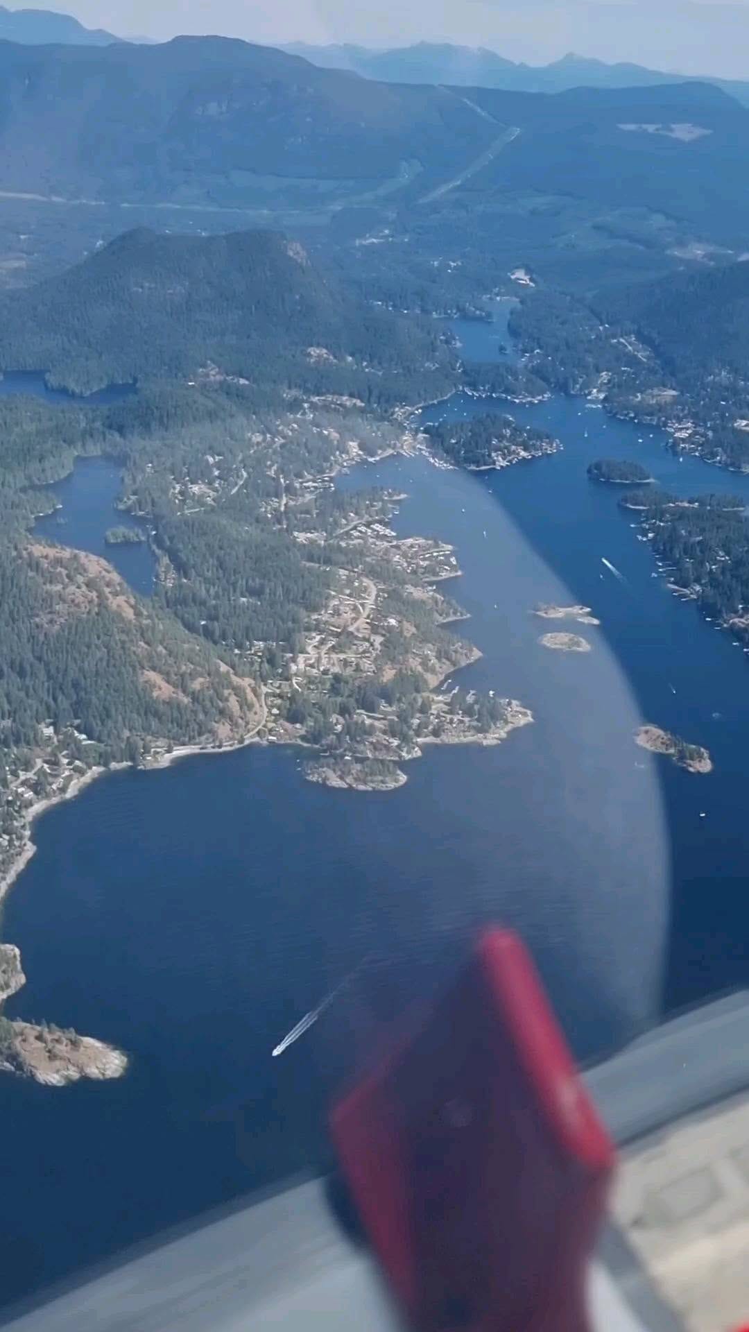 Post 8 by Arash Ostovari on Instagram (video)