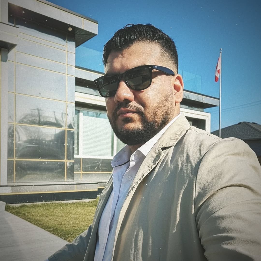 Post 1 by Arash Ostovari on Instagram (image)