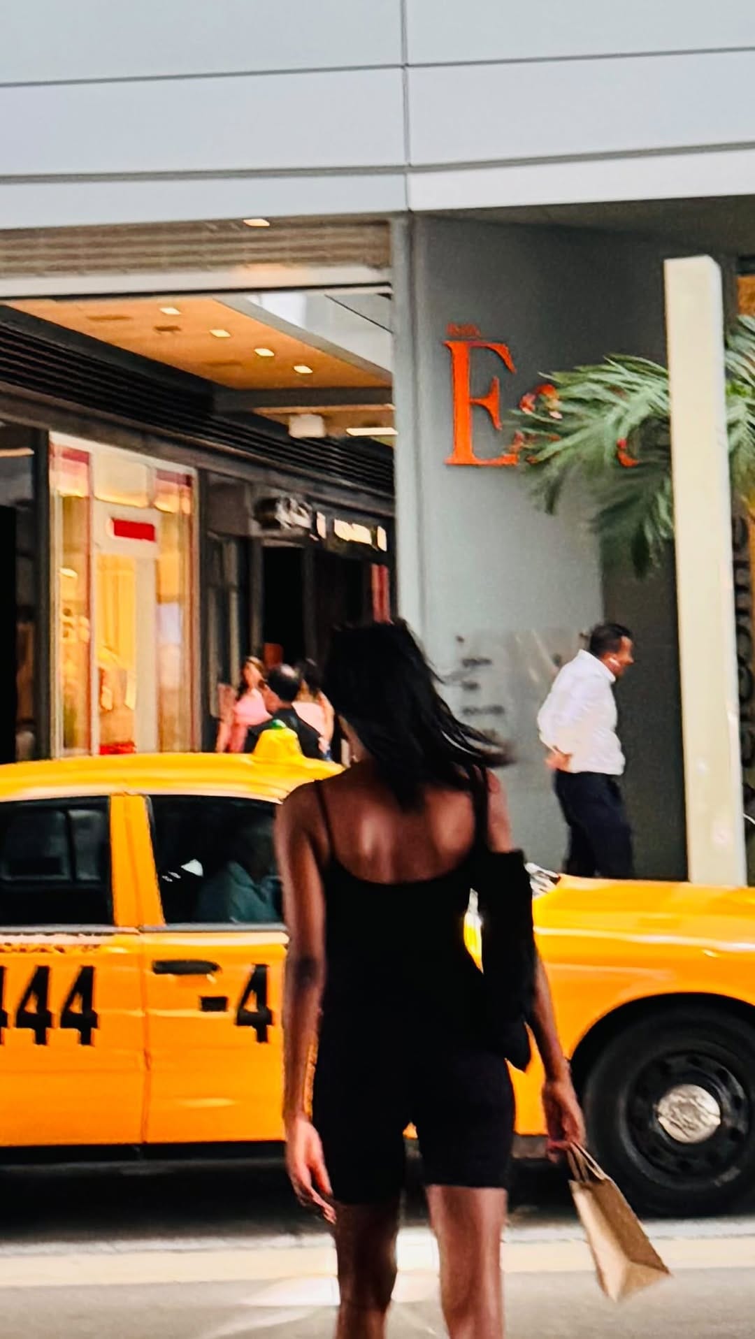 Post 2 by Ornella Irie ♐️ on Instagram (video)