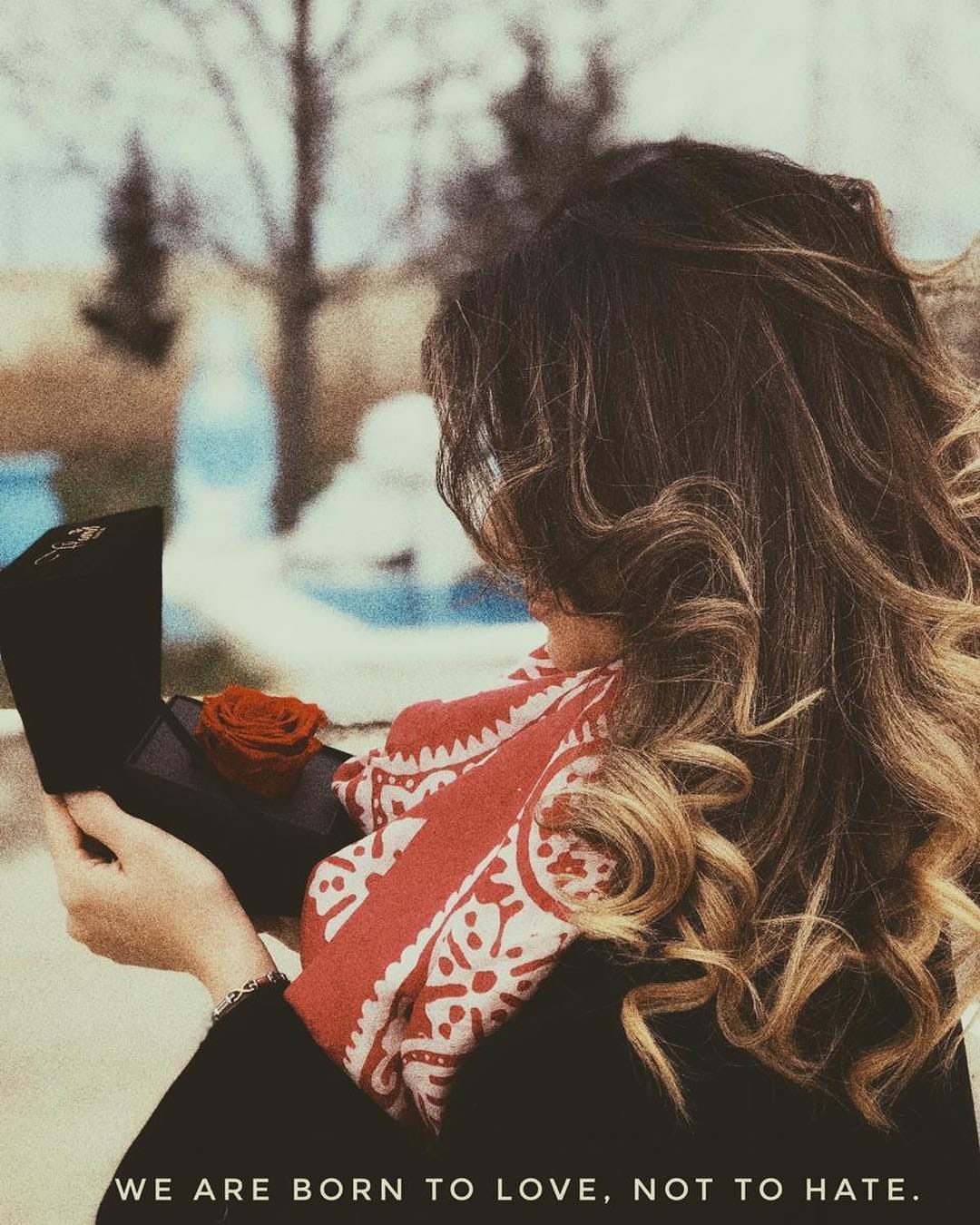 Post 2 by Solmayan Güller on Instagram (image)