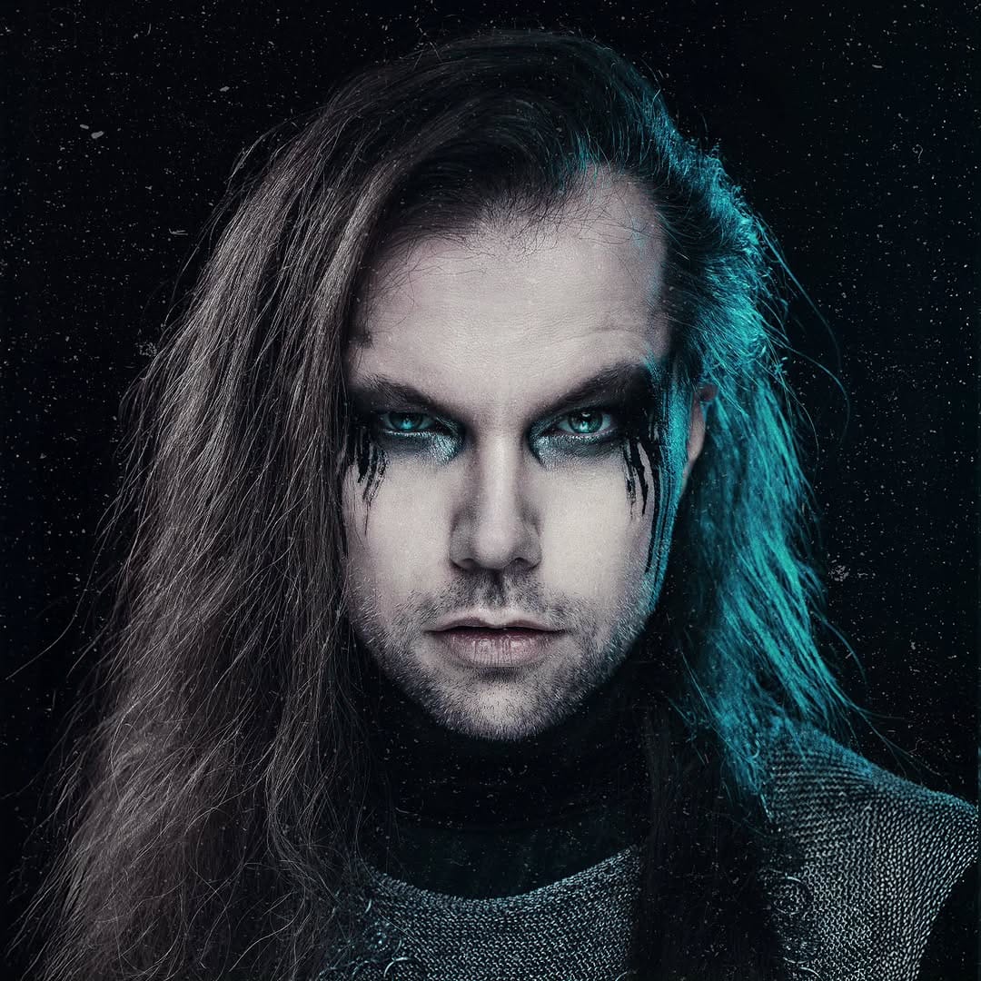 Post 4 by Klaas Helmecke on Instagram (image)
