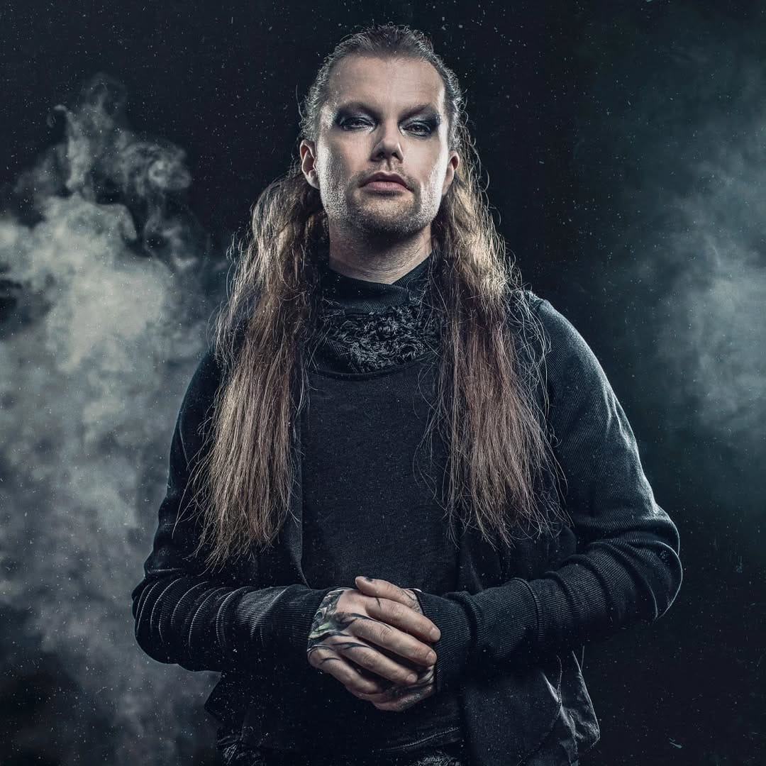 Post 9 by Klaas Helmecke on Instagram (image)