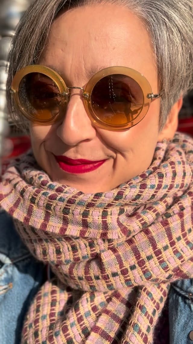 Post 10 by Clau Gazel - Paris nas Veias on Instagram (video)