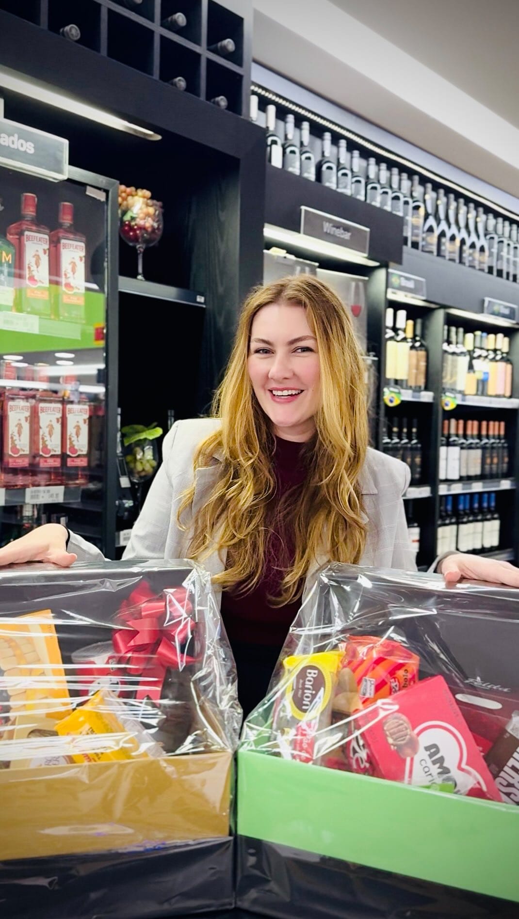 Post 10 by Hiperbom Supermercados on Instagram (video)