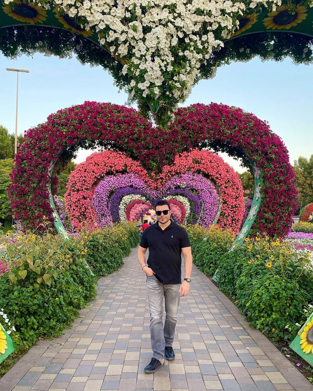 Post 9 by 𝓖𝓮𝓸𝓻𝓰𝓮𝓼 𝓜.🌍 on Instagram (image)