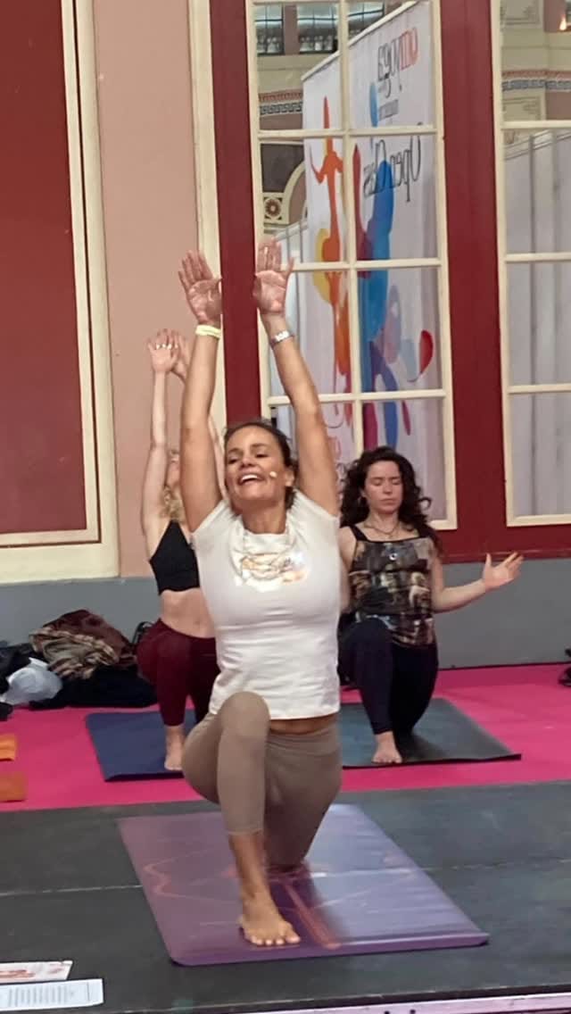 Post 1 by Myria Zanetti Yoga on Instagram (video)